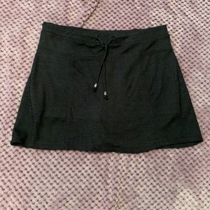 Green Tea athletic skort size M